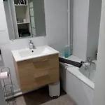 Des Thermes 2* * فيتيل