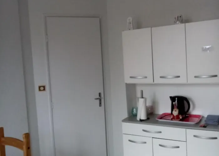 Des Thermes 2* Apartment *