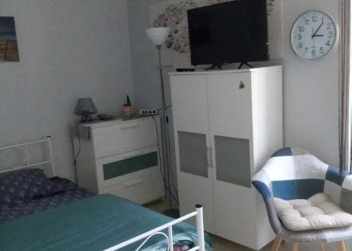 Des Thermes 2* Apartment *